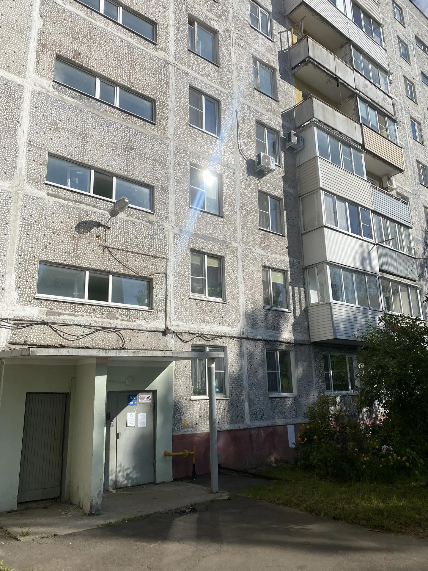 Продается квартира!

Из окон открывается прекрасный вид на двор и улицу, позволяющий наслаждаться городской атмосферой без лишнего шума. 

Расположение дома идеально подходит для семей с детьми благодаря близости детского сада, школы, фитнес-центра и торгового центра. В 5 минутах хоть бы находится о